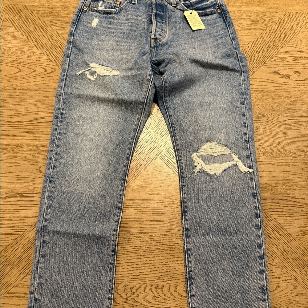 Levi's Women's Premium 501 Skinny 28x28 - Picture 2 of 6